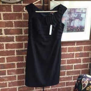 Adrienne Vittadini black dress